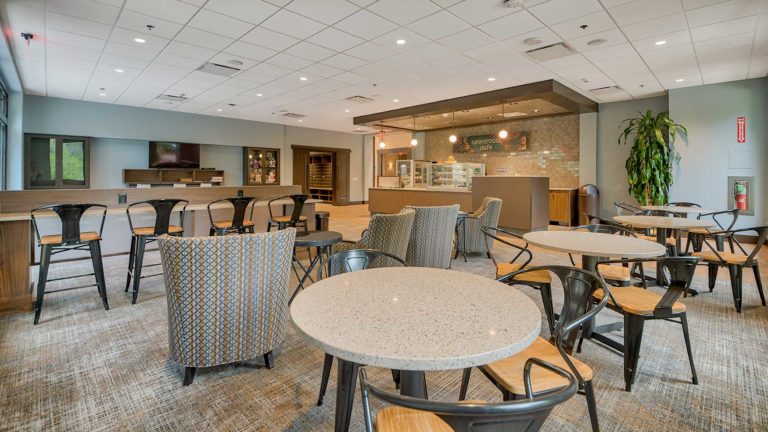 Bucks County Independent Senior Living Clubhouse table seating area